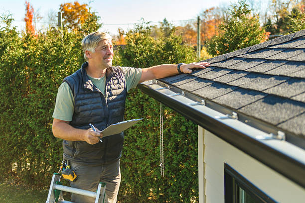Professional Roofing technician working in Parma, OH
